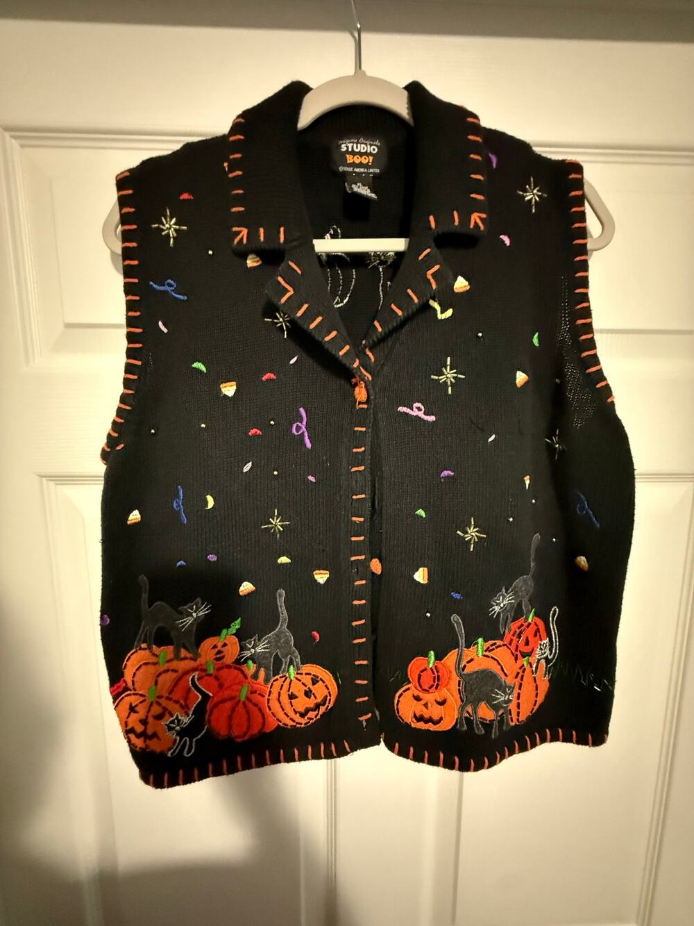 Vintage Studio BOO Halloween Vest XL Black Cats Pumpkins Embroidered Ramie Knit